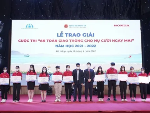 Trao giải cuộc thi “An toàn giao thông cho nụ cười ngày mai” năm học 2021-2022