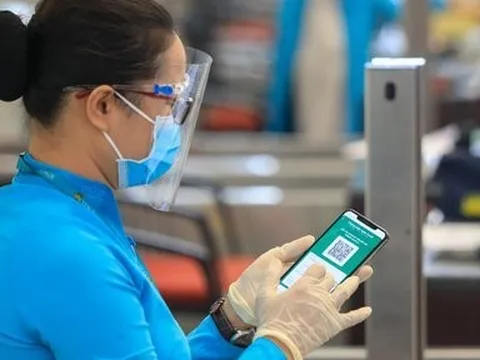 Ngày 15/4, "Hộ chiếu vắc-xin" được cấp đồng loạt trên toàn quốc