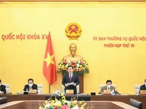 Khai mạc phiên họp thứ 10 của Ủy ban Thường vụ Quốc hội