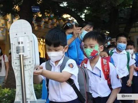 Tp.HCM: Đảm bảo an toàn, phối hợp tiêm vắc-xin phòng Covid-19 cho trẻ 5–12 tuổi