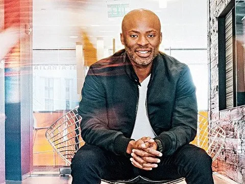 Chuyện khởi nghiệp của một trong những người nhập cư giàu nhất nước Mỹ