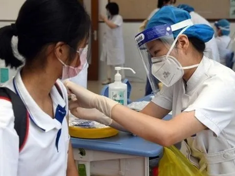 Bác sĩ chỉ cách xử trí phản ứng sau tiêm vaccine COVID-19 cho trẻ 5 - dưới 12 tuổi