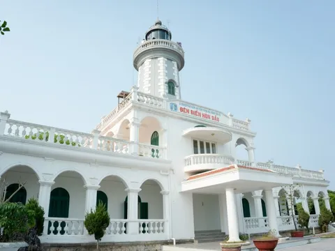 Khám phá đảo 'bé hạt tiêu' có hải đăng cổ nhất Việt Nam, 124 năm vững vàng trước sóng gió