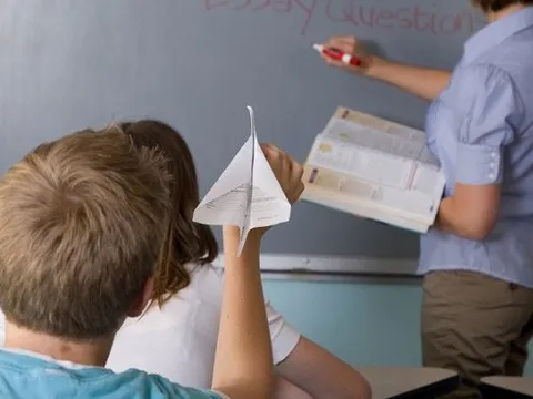 Bác sĩ chỉ cách phân biệt trẻ hiếu động và tăng động: Mọi cha mẹ nên biết