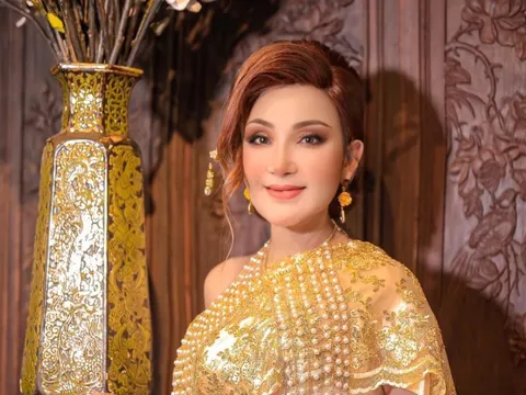 Cát Tuyền kỷ niệm 25 năm đi hát bằng bộ phim về chính cuộc đời mình