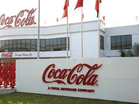 Những chiếc tủ mát, tủ đông tài trợ cho đại lý sắp khiến các hãng nước giải khát, bia rượu, kem & sữa chua... phải nộp thuế TNDN nhiều lên?