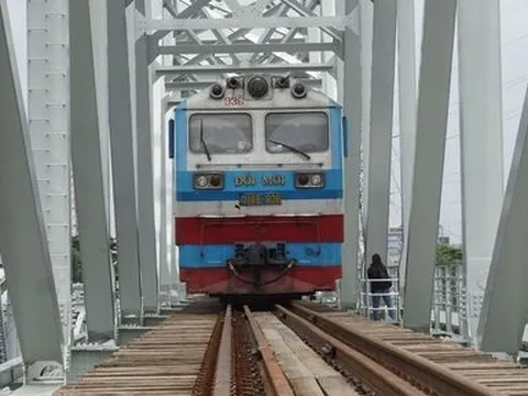Đề xuất phân quyền cho địa phương đầu tư kết cấu hạ tầng đường sắt