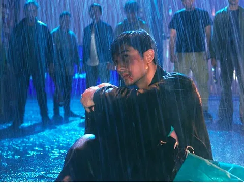 "578: Phát đạn của kẻ điên" dán nhãn 18+