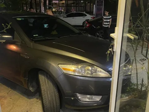 Vụ phó phòng đậu xe chắn cửa nhà dân còn lấy chức vụ ra 'dọa': Lãnh đạo Sở tới xin lỗi