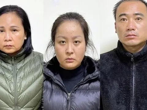 Khởi tố nhóm đối tượng làm giả giấy tờ chiếm đoạt tiền tỷ