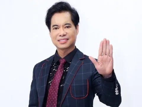“Ông hoàng nhạc sến” Ngọc Sơn tiết lộ chuyện "lẻ bóng" ở độ tuổi U60