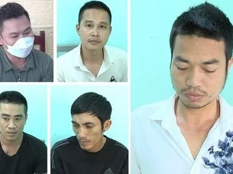 Bắt 5 đối tượng ép nhà thầu phải đưa tiền mới cho thi công