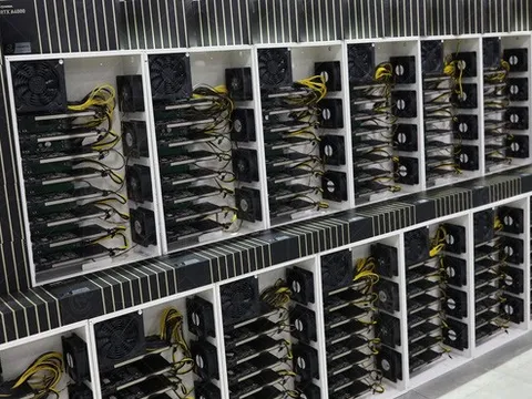 Nhà bán lẻ Việt Nam sử dụng card đồ họa làm việc văn phòng để đào coin