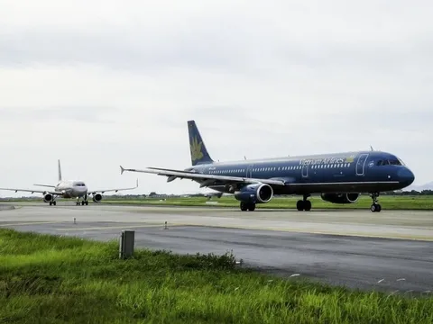 Khai thác trở lại đường băng thứ 2 sân bay Nội Bài