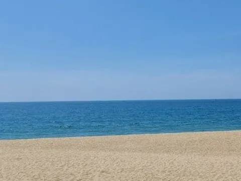 Chìm tàu do va chạm tại vịnh Phan Rang, nguy cơ tràn dầu ra biển