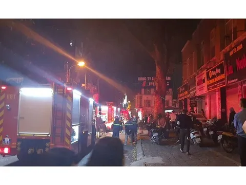 Khẩn trương điều tra nguyên nhân vụ cháy làm chết 5 người tại Đống Đa, Hà Nội