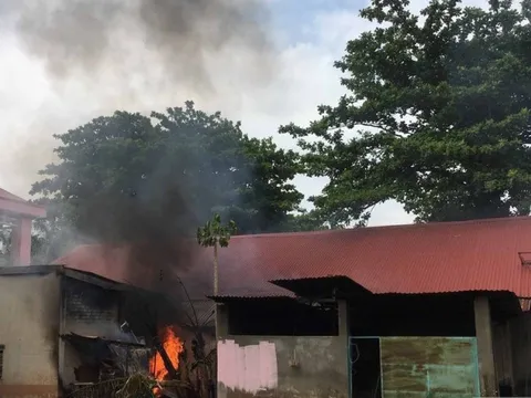 Đắk Lắk: Cháy Trường Mầm non Hoa Pơ Lang, sơ tán hơn trăm học sinh