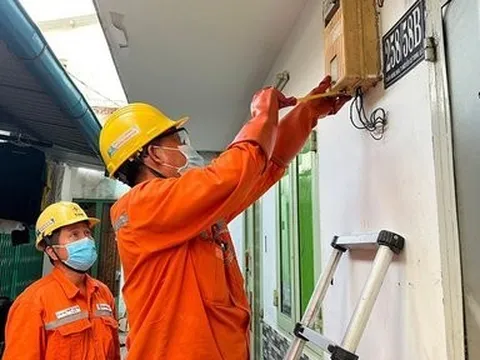 Tp.HCM: Người dân cần làm gì khi tiền điện tăng cao do nắng nóng?