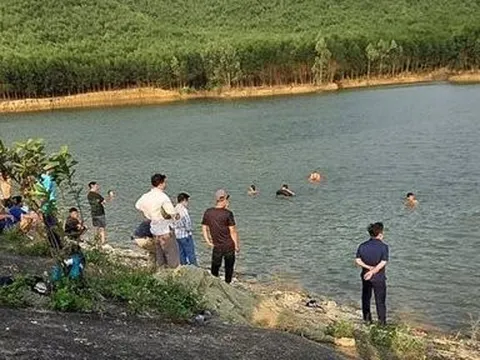 Nghệ An: Rủ nhau tắm hồ, 4 học sinh đuối nước thương tâm