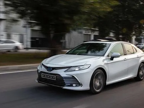 Đối thủ VinFast Lux A2.0 bất ngờ gia nhập "câu lạc bộ" kênh giá kỷ lục