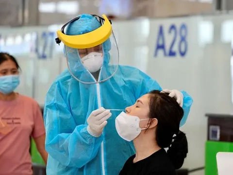 Ngày 25/4, thêm 7.417 ca COVID-19, 667.978 liều vắc xin đã được tiêm cho trẻ từ 5-11 tuổi