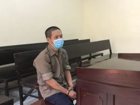 Gã chồng chặn đường tưới xăng đốt vợ vì không được chia tiền bán nhà lãnh án