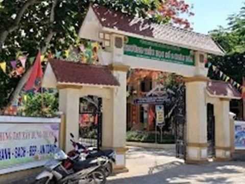 Hiệu trưởng cầm cố sổ đỏ nhà trường