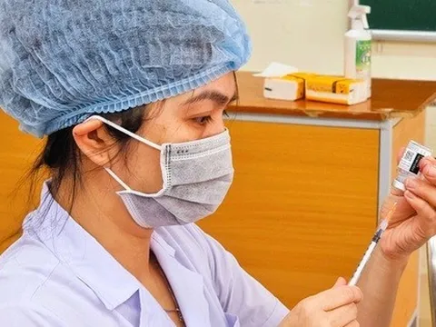 Ngày 26/4: Có 8.431 ca COVID-19 mới; Hà Nội bổ sung 40.000 F0