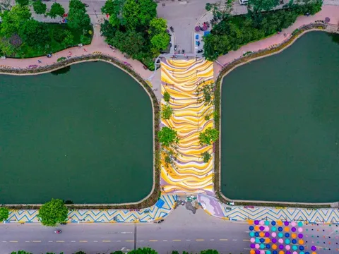 [ẢNH] Phố đi bộ Trịnh Công Sơn rực rỡ sắc màu trước ngày hoạt động