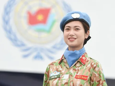 'Bóng hồng' 9x lên đường làm nhiệm vụ gìn giữ hoà bình Liên Hợp Quốc