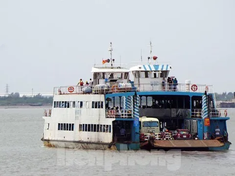 Tạm dừng đưa ô tô con ra Cát Bà dịp lễ, du khách di chuyển thế nào?