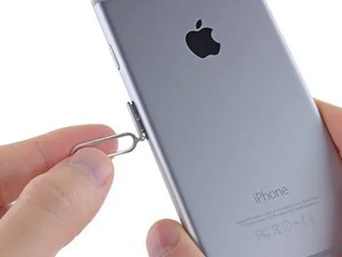 Góc làm giàu không khó: Sau iGiẻ giá 500.000 đồng, Apple bán que chọc SIM giá 100.000 đồng