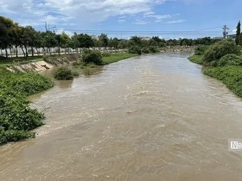 Bình Thuận: Nhóm học sinh rủ nhau đi đá bóng, tắm kênh, một em mất tích