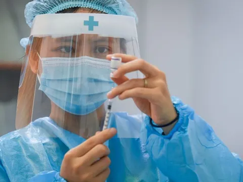 Những ai sẽ được tiêm vắc xin phòng Covid-19 mũi 4?