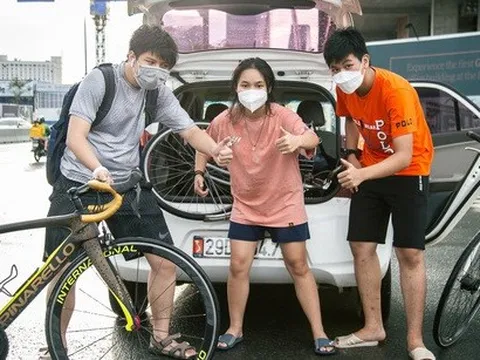 Cầu Thủ Thiêm 2 vào buổi sáng khác hẳn với cảnh tấp nập về đêm: địa điểm check-in lý tưởng cho hội xe đạp