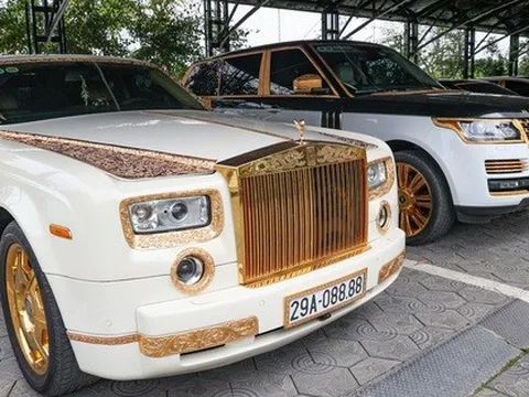 Choáng váng với dàn siêu xe mạ vàng, biển tứ quý của đại gia buôn lợn Hải Dương