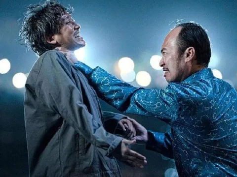 Hứa Vĩ Văn trúng đòn oan trong phim Nghề siêu dễ