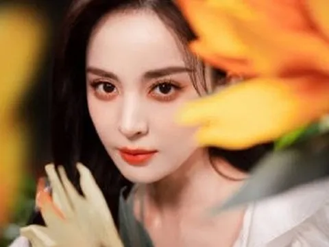 “Mỹ nhân Tân Cương” Cổ Lực Na Trát mở lại bình luận sau 6 năm