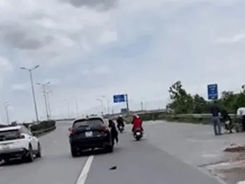 Danh tính tài xế xe Mazda CX-5 hất văng người phụ nữ xuống đường khi cố bám vào cửa