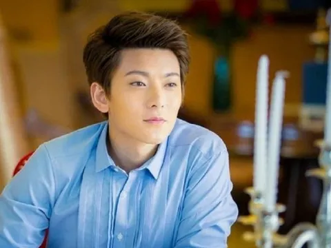 Sao phim Thần điêu đại hiệp 2014 bán đồ nội y nữ sau bê bối ngoại tình