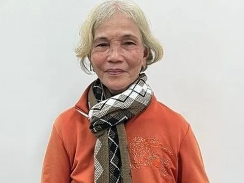 Quảng Nam: Truy nã lão bà tóc bạc chuyên trộm tiền tạp hóa