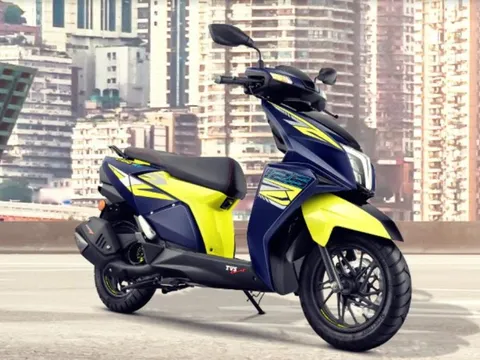 Đối thủ Honda Air Blade giá 31 triệu ra phiên bản ngập công nghệ, bình xăng 5,8 lít