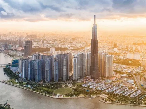 Vingroup: Lần đầu tiên sau nhiều năm, doanh thu chuyển nhượng bất động sản chiếm dưới 40% doanh thu thuần