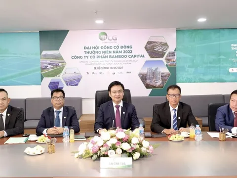 Cổ đông hỏi tại sao cổ phiếu BCG xuống thấp mà lãnh đạo không mua, Chủ tịch Nguyễn Hồ Nam nói: Hiện Công ty có đến 37.000 cổ đông và chúng tôi cũng không phải trader!