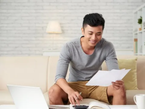 Thợ lật bánh hamburger tại McDonald’s đi đầu tư bất động sản, thành triệu phú có 40 căn hộ