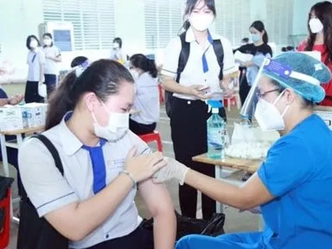 Tp.HCM: Hơn 4 triệu hồ sơ đang được xác thực để cấp hộ chiếu vắc-xin