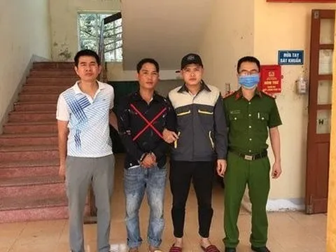 Bắt người đàn ông trốn truy nã dưới vỏ bọc là công nhân