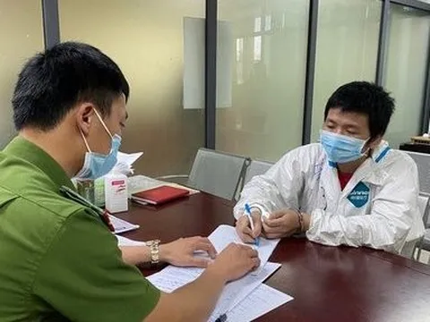 Bắt 2 đối tượng bị truy nã lẩn trốn sang Trung Quốc