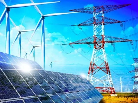 Thí điểm mua bán điện mặt trời, điện gió không qua EVN