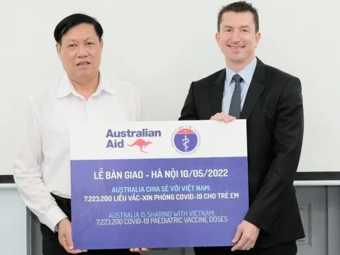 Tiếp nhận hơn 7,2 triệu liều vắc-xin Moderna tiêm cho trẻ